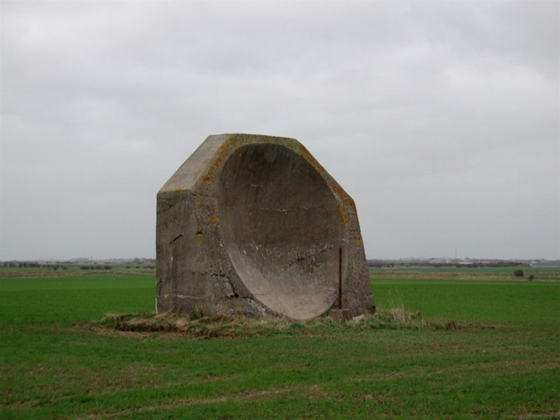 English WWI acoustic mirror used for detecting the presence of aircraft. Paul Glazzar, CC BY-SA 2.0.